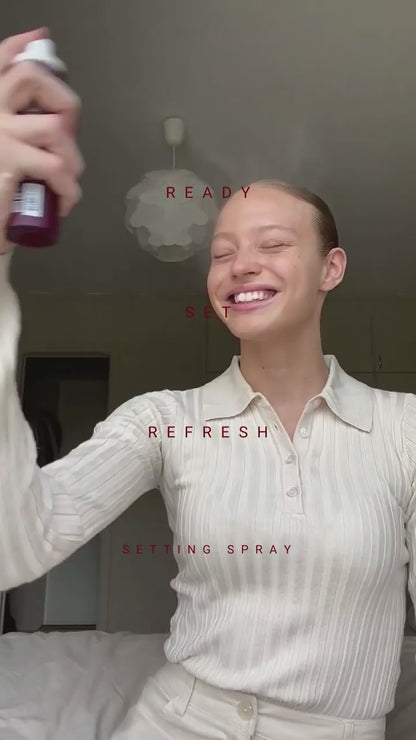 Ready, set, refresh setting spray